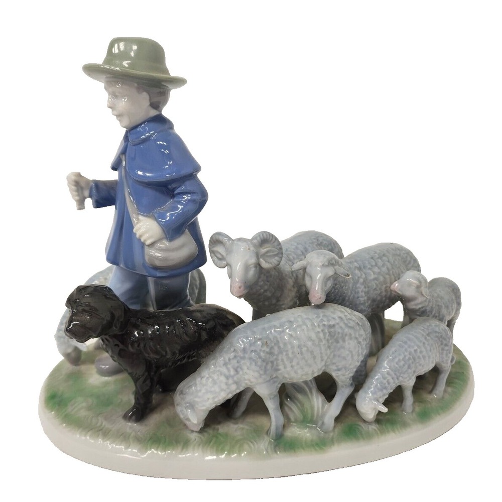 VTG Gerold Porzellan Shepherd Boy 6 Sheep & Dog Figurine Bavaria Western Germany